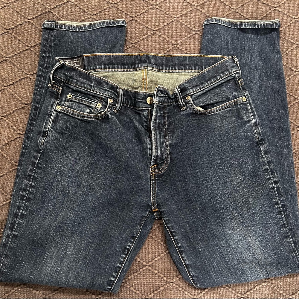 Abercrombie Kennan Straight 34x32